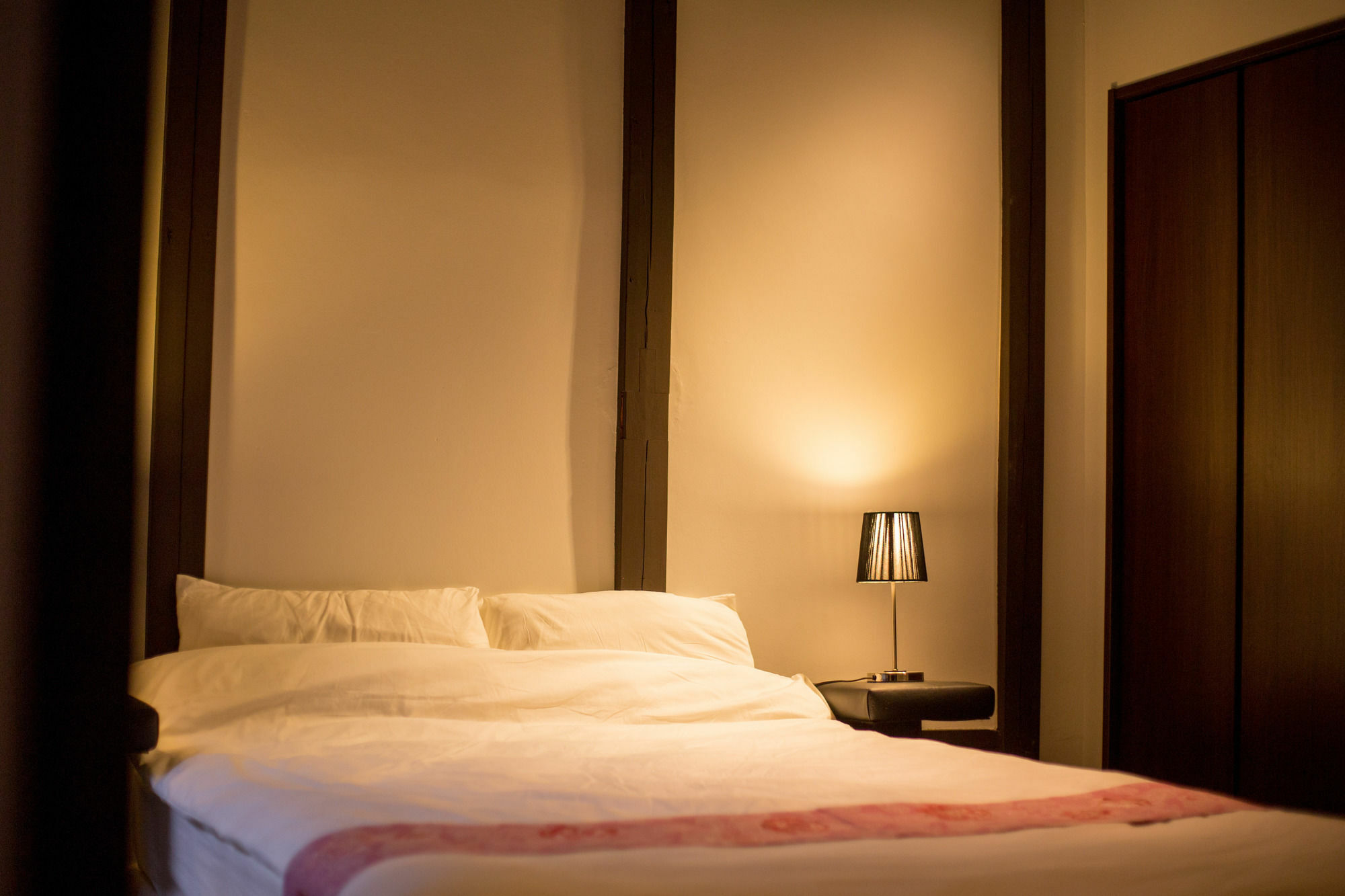 Le Machiya Rokkaku Suite Kyōto Exterior foto